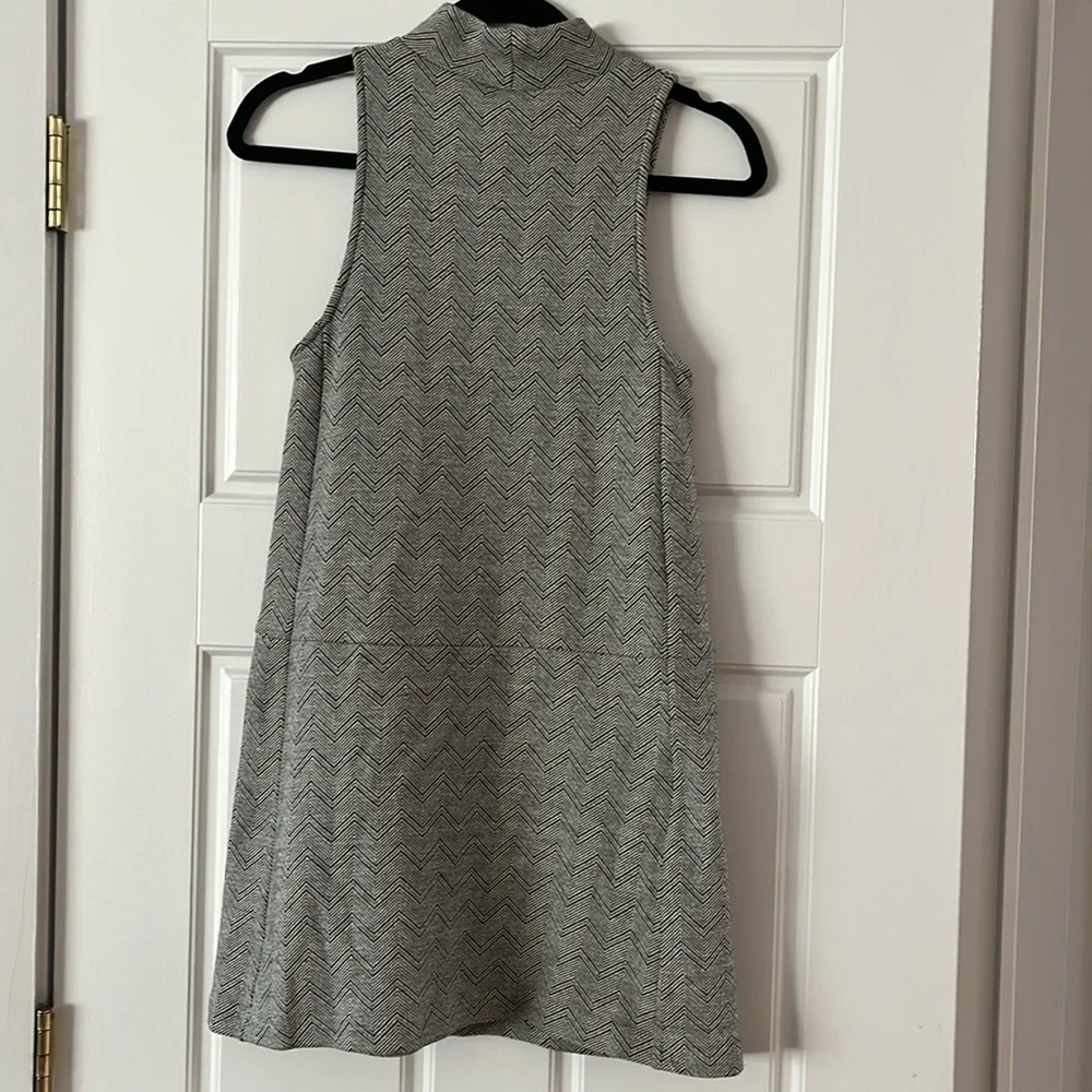 FREE PEOPLE herringbone mock neck stretchy knit xs